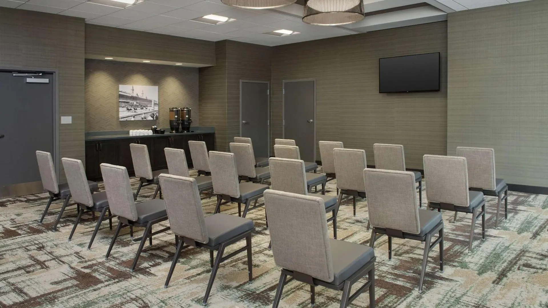 Homewood Suites By Hilton Louisville Airport