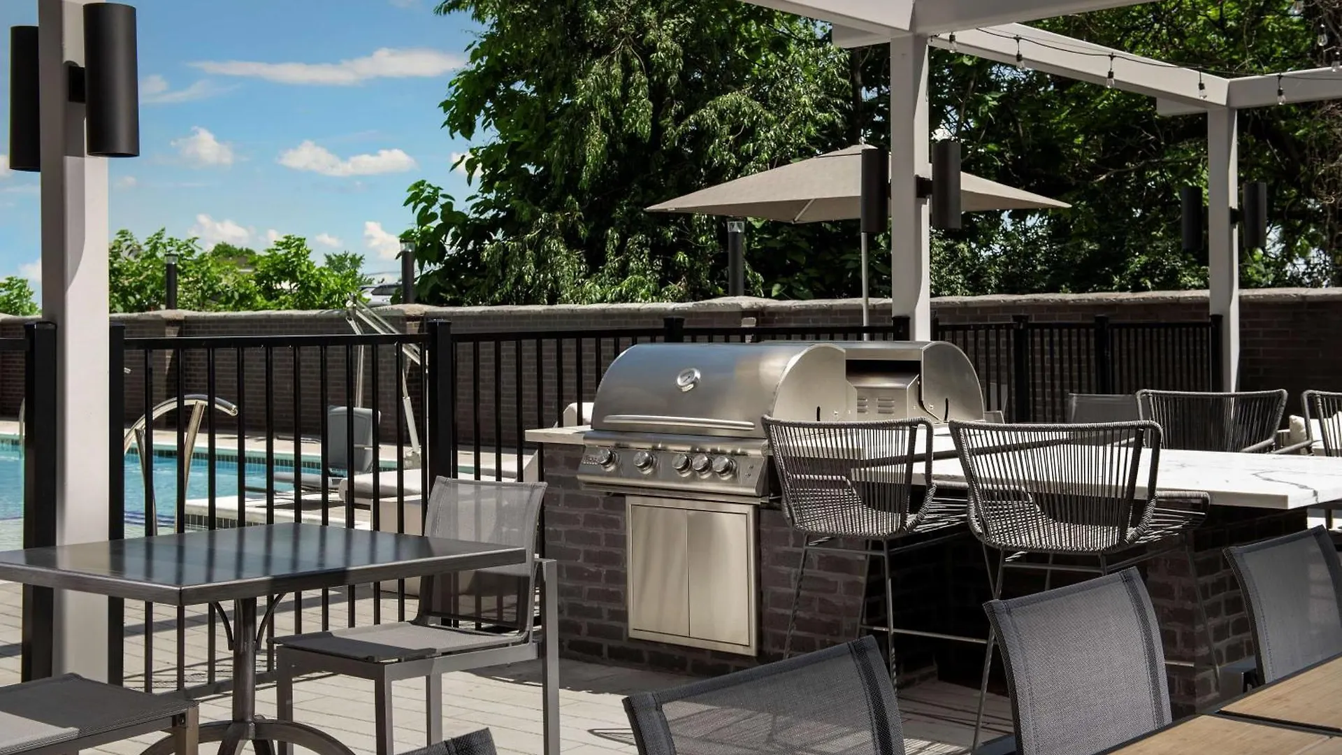 Homewood Suites By Hilton Louisville Airport 3*,